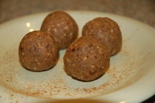 Apple Cinnamon Walnut Yummies (Raw & Gluten Free)