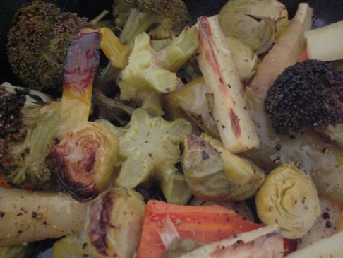 Oven Roasted Vegetables (carrots, leeks, broccoli parsnips, sprouts, peppers)