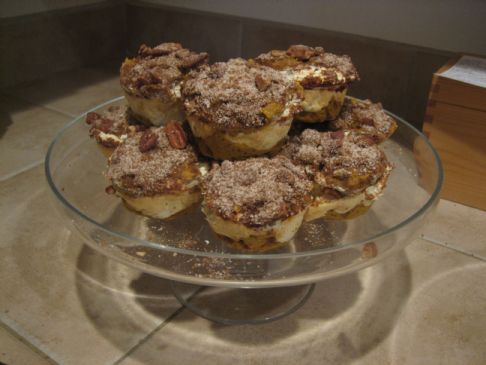 Lite Pumpkin Cream Cheese Muffins