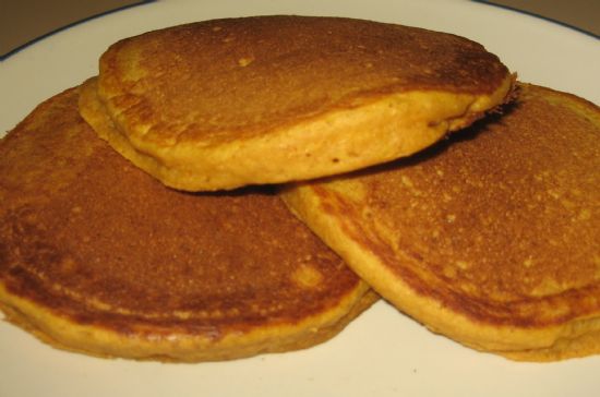 Whole Wheat Spiced Pumpkin Pancakes