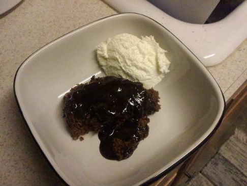 Bridget's B*tchen Hot Fudge Cake