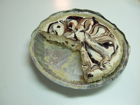 Georgene's Decadent Peanut Butter Chocolate Chip Pie